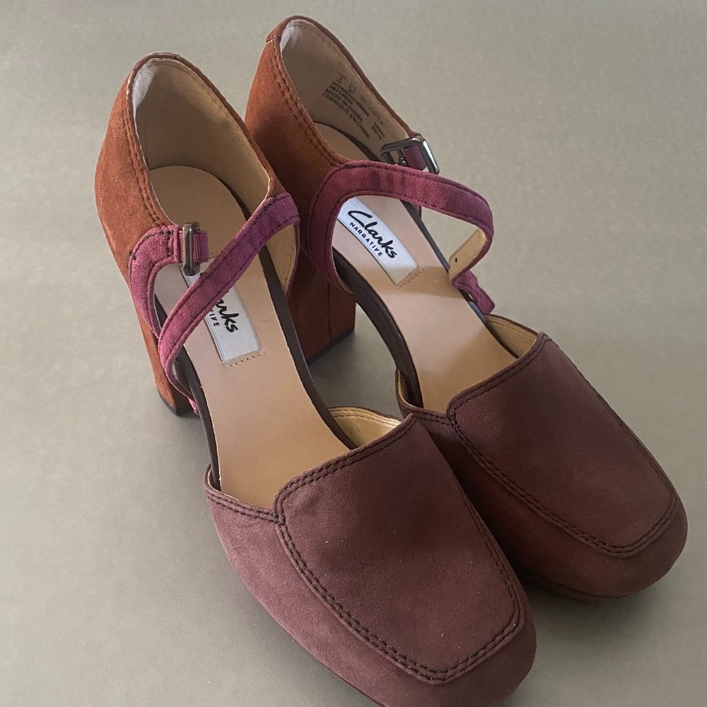 NWB CLARKS - Gabriel Dawn 261189224 Aubergine Heels